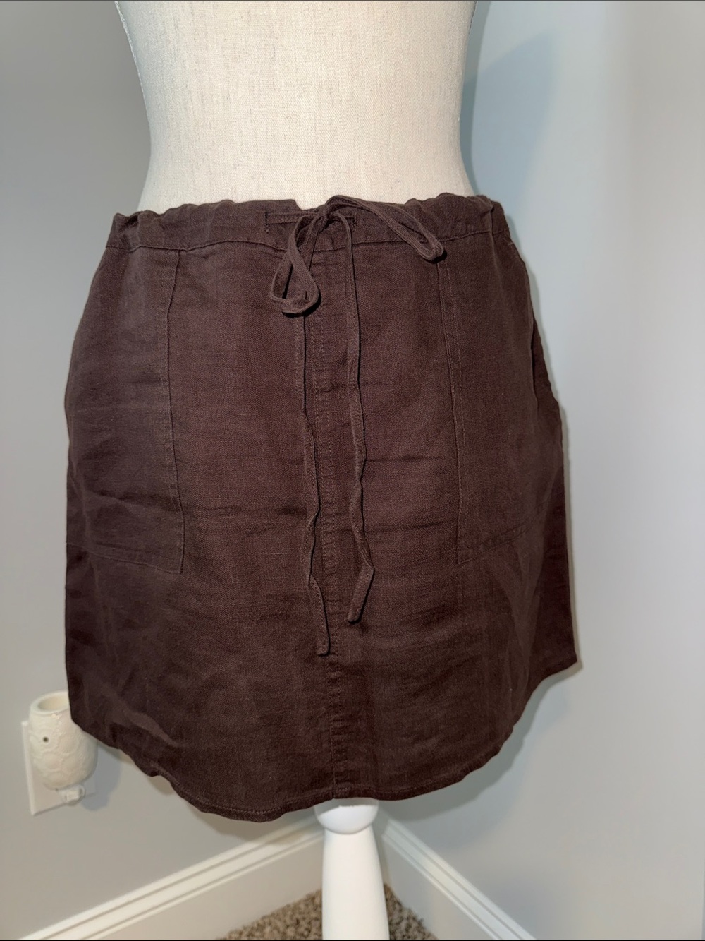 LONDONJEAN Brown Linen Pencil Skirt with Front Pleat